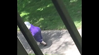 Brobdingnagian Ass Granny On Crutches Candid